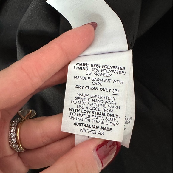 NWT NICHOLAS Wave Lace Off Shoulder Dress in black size 4 - Picture 8 of 8